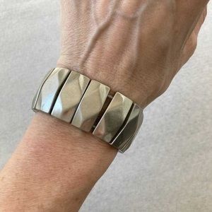 Lia Sophia silver stretch bracelet